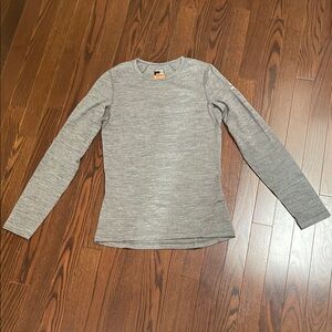 Icebreaker women’s merino 200 Oasis Long Sleeve thermal base layer
